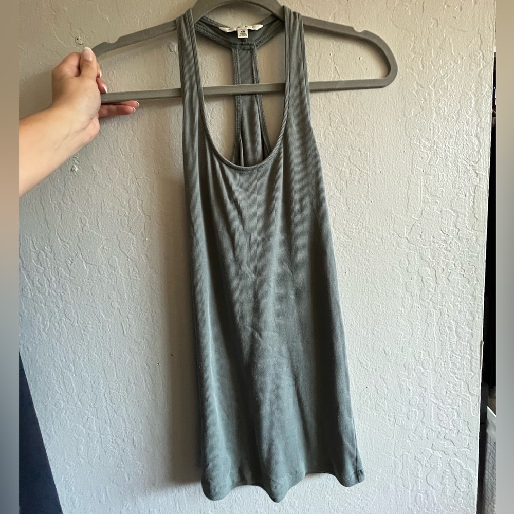 Women’s Cabi razor back tank top